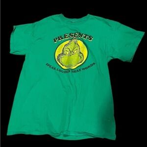 Vintage Dr Seuss grinch tee shirt